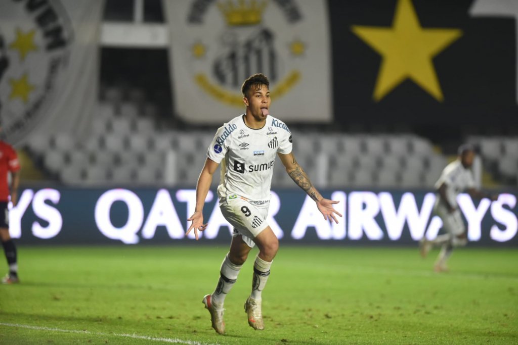 Santos vence o Independiente no jogo de ida das oitavas da Sul-Americana