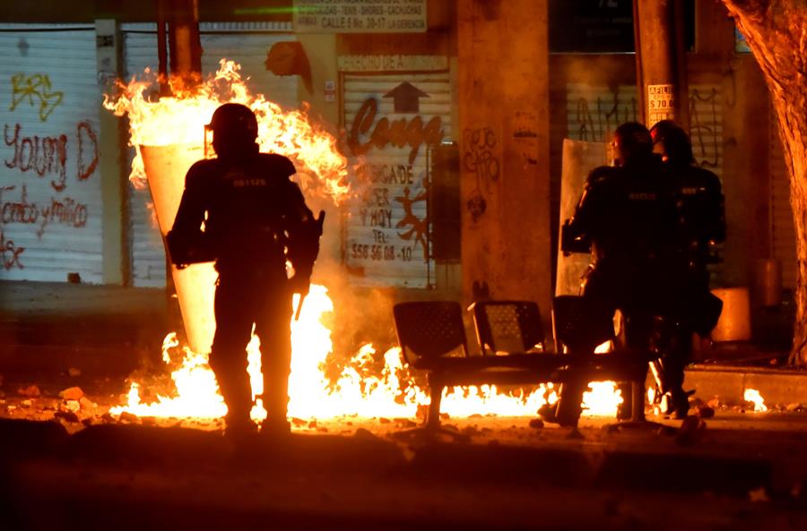 Afetada pela pandemia, América do Sul lida com protestos, instabilidades e crises que podem prejudicar o Brasil