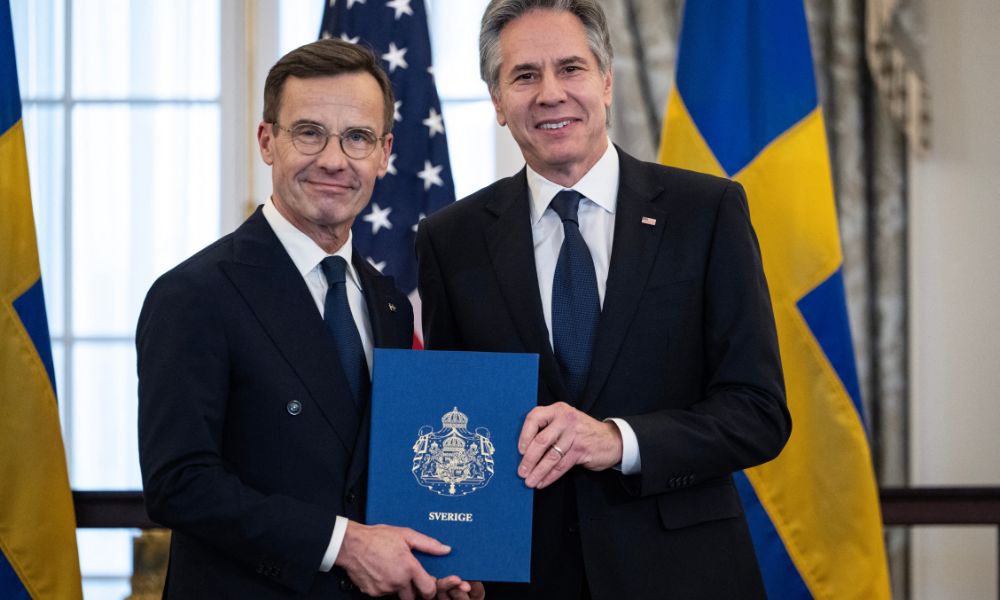 Suécia se torna 32º membro da Otan após dois anos de espera