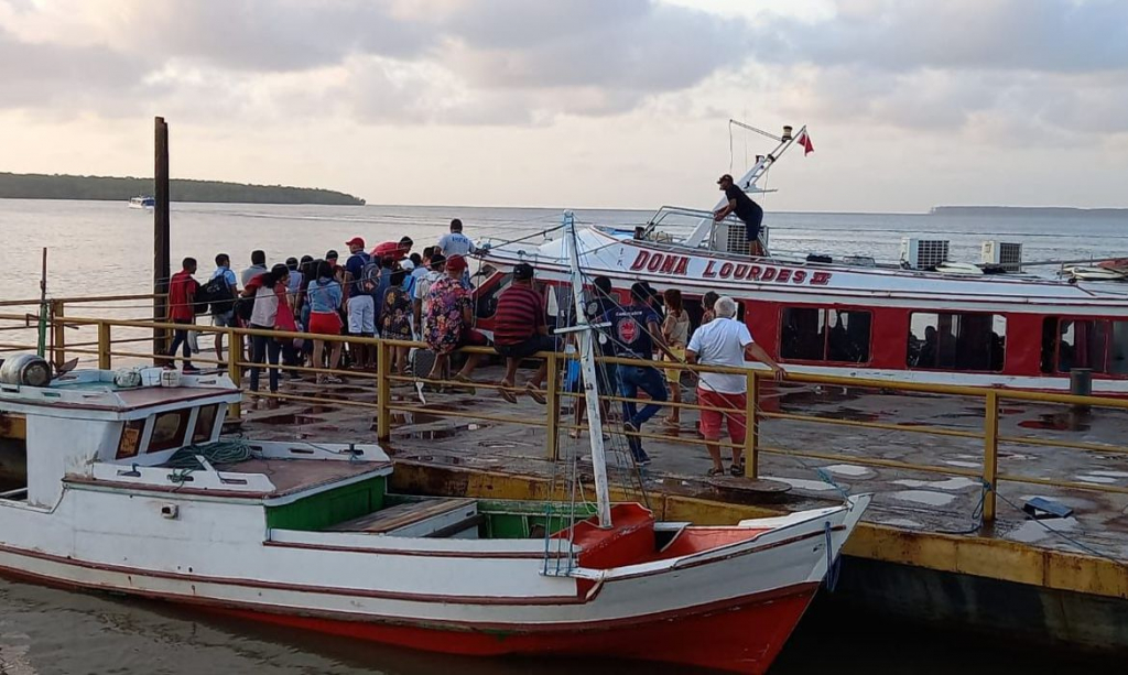 Polícia Civil tenta localizar responsáveis por naufrágio que matou 19 pessoas em Belém