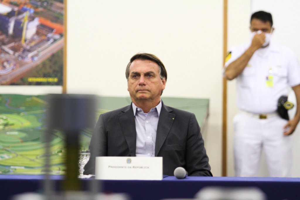 Ministro do TSE rejeita ação contra Bolsonaro por ataques ao sistema eleitoral
