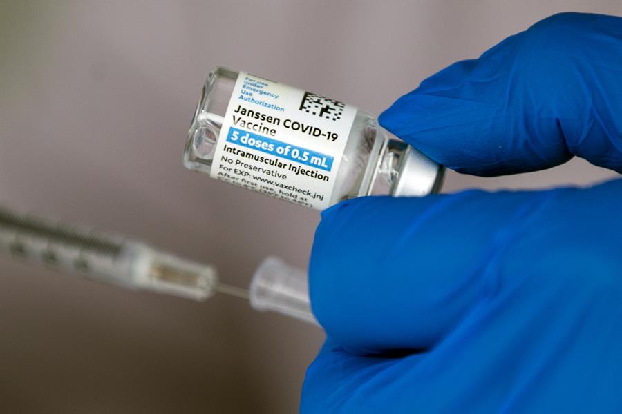 Depois da vacina de Oxford, imunizante da Johnson também é relacionado a casos de trombose