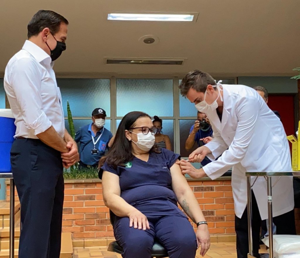Campinas é primeira cidade do interior de SP a iniciar vacinação contra Covid-19