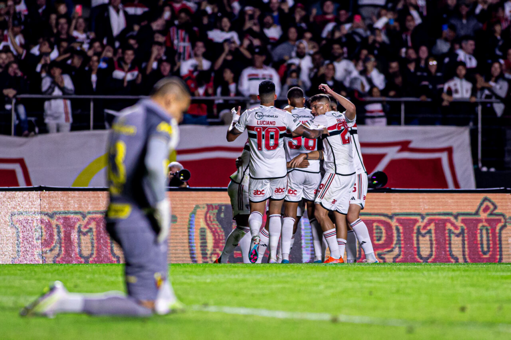 São Paulo passa sufoco, mas elimina o Sport nos pênaltis e avança na Copa do Brasil