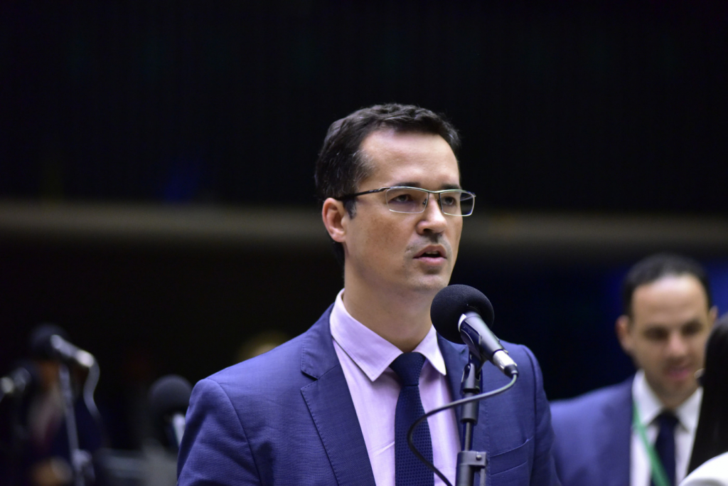Dias Toffoli será relator do pedido para suspender cassação do mandato de Dallagnol