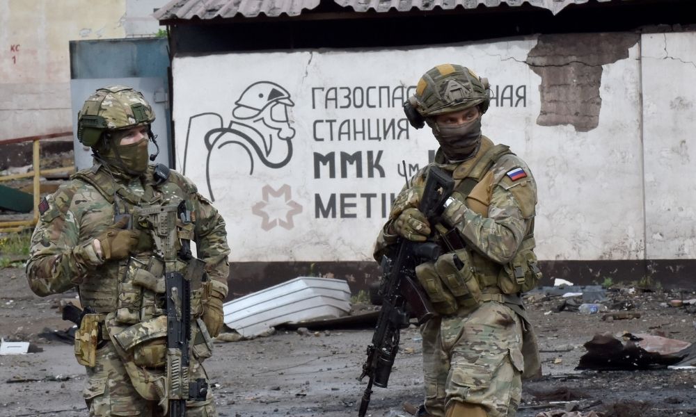 Ucrânia diz ter recuperado áreas de região anexada pela Rússia