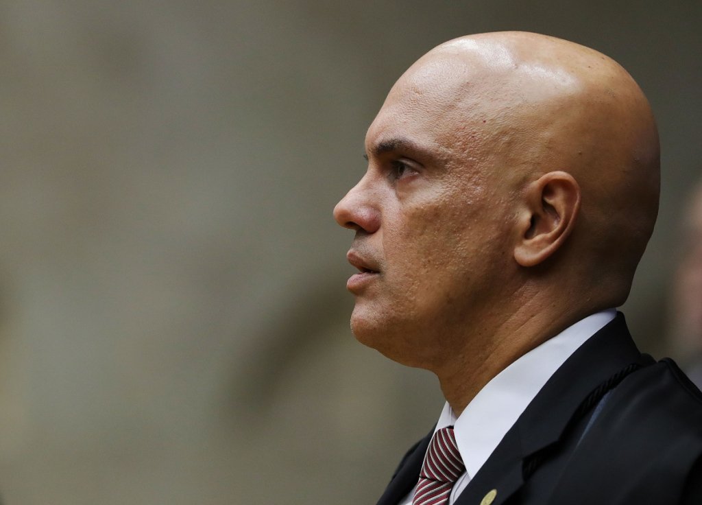 Alexandre de Moraes suspende portaria e mantém regras de rastreamento de armas