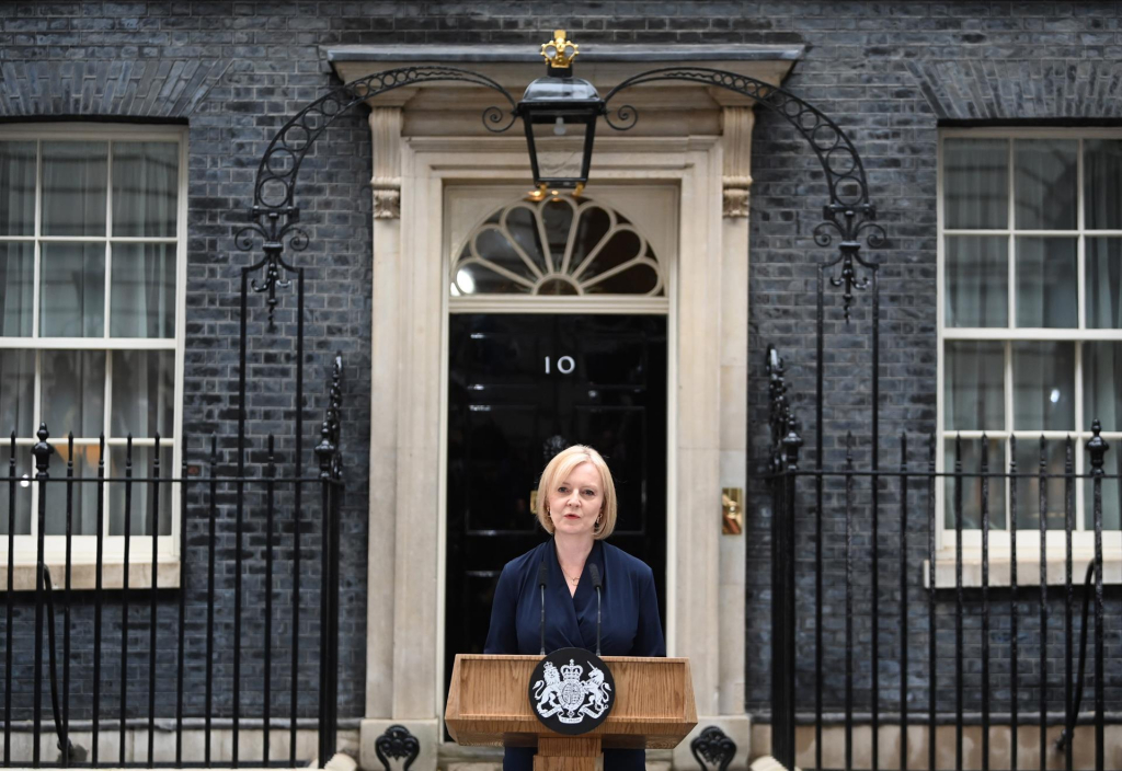 Liz Truss é empossada primeira-ministra e promete reconstruir a economia do Reino Unido: ‘Podemos enfrentar a tempestade’