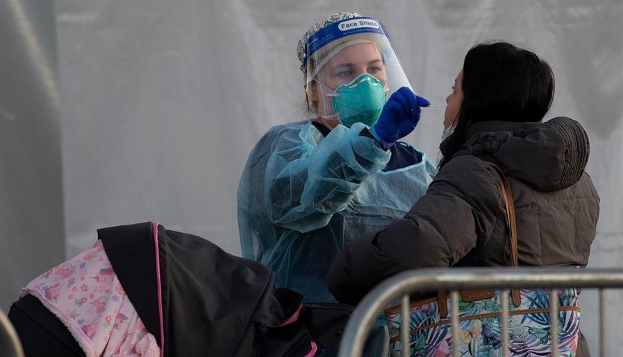 Estados Unidos chegam a 132 mil pessoas hospitalizadas, recorde durante a pandemia