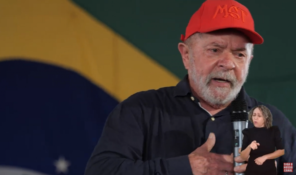 Lula critica Congresso, Petrobras e privatização da Eletrobras em discurso ao MST