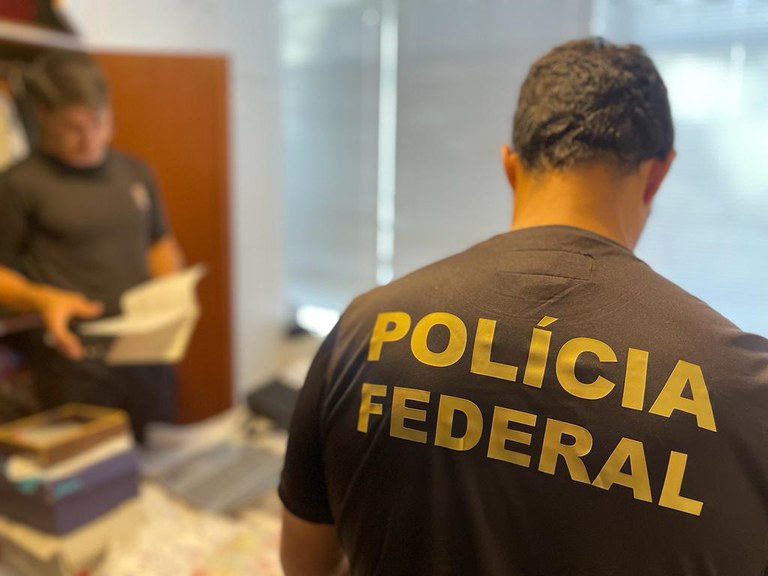 Polícia Federal prende ex-juiz que se apropriou de Porsche de Eike Batista