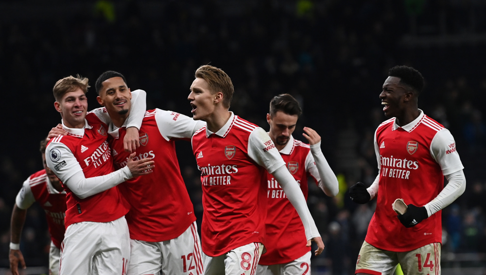 Arsenal vence clássico contra o Tottenham por 2 a 0 e amplia vantagem na liderança do Inglês