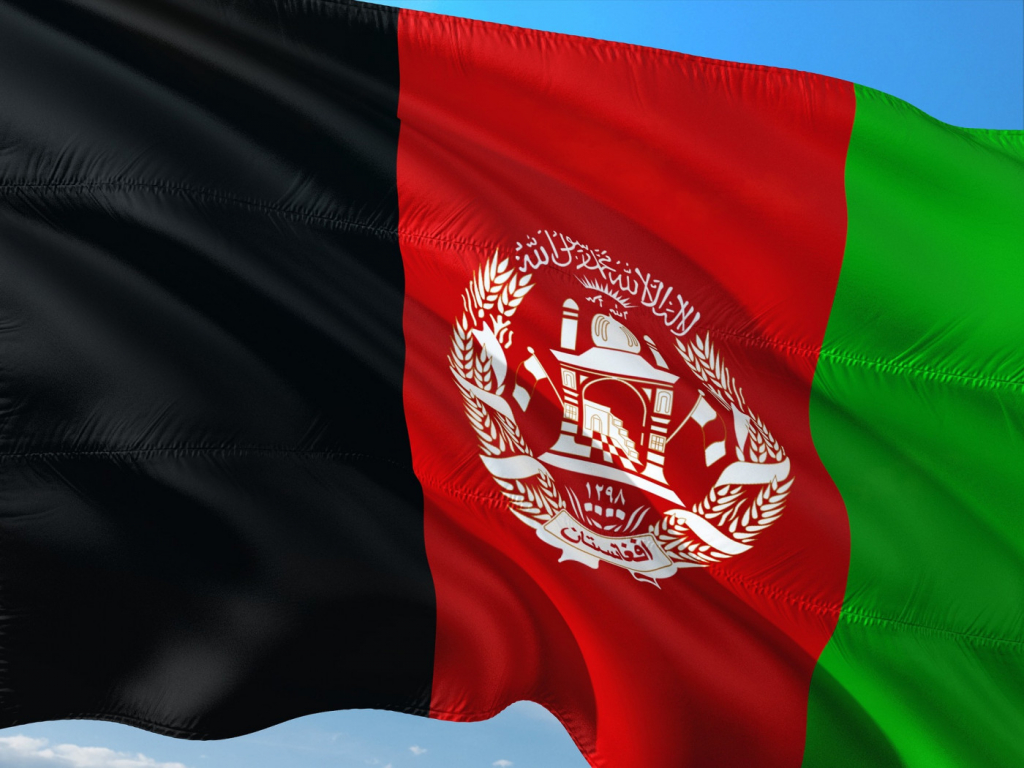 Explosão em escola no Afeganistão deixa pelo menos 16 mortos e 24 feridos