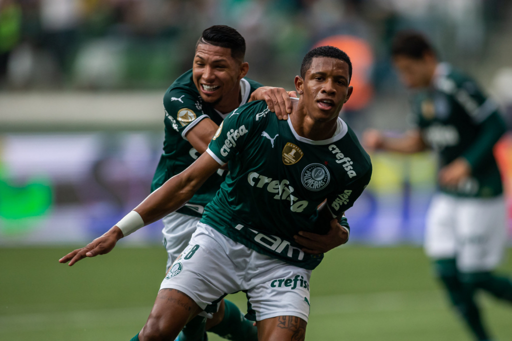 Danilo desabafa após expulsões no Palmeiras e declaração de Abel Ferreira: ‘Continuo o mesmo’