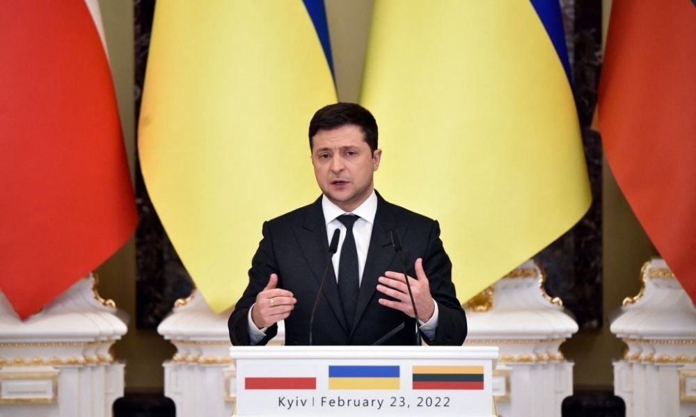 Ucrânia corta relações diplomáticas com a Rússia, anuncia Zelensky