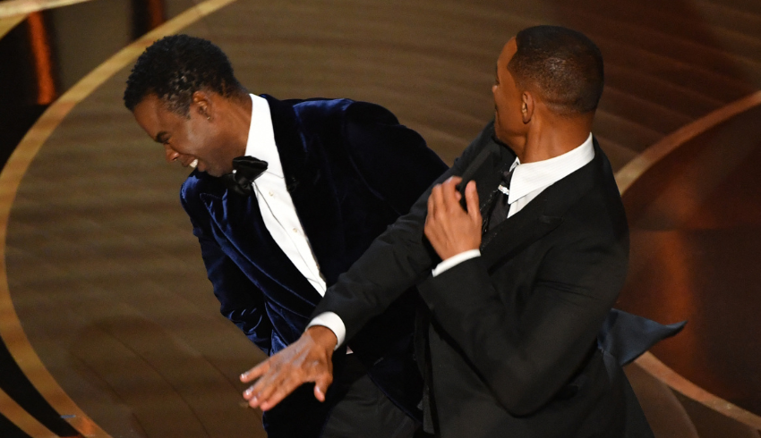 Oscar 2023: Piadas pesadas sobre tapa de Will Smith em Chris Rock foram vetadas, revela produtora