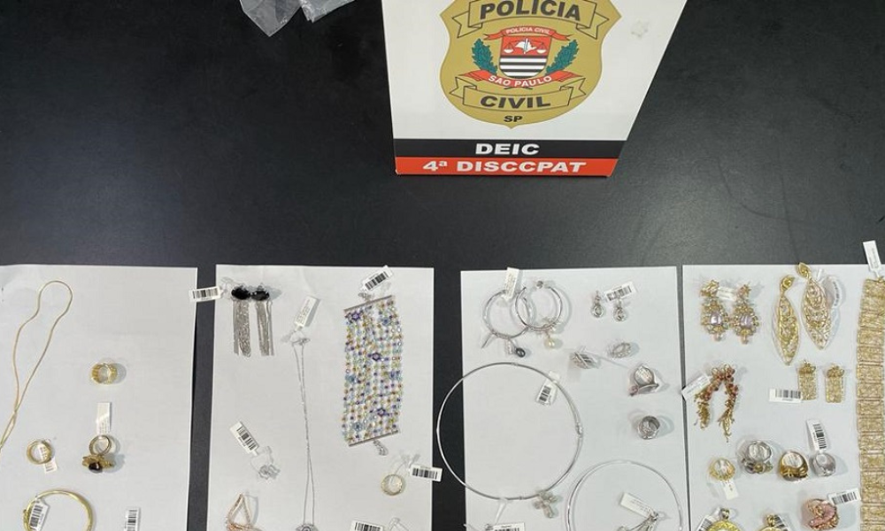 Polícia de SP recupera joias furtadas avaliadas em mais de R$ 600 mil