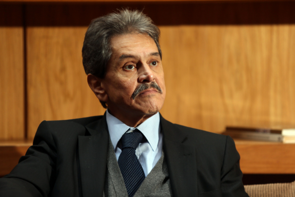 Moraes nega pedido da defesa e mantém prisão de Roberto Jefferson