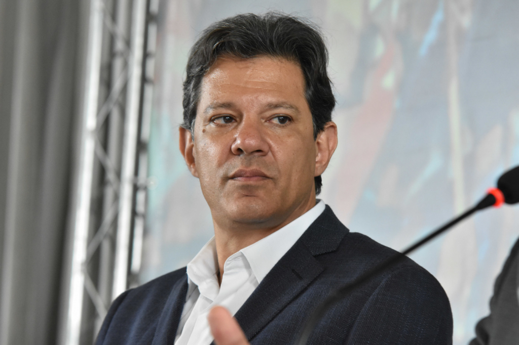 ‘Alguém consegue imaginar Mario Covas apoiando Bolsonaro?’, questiona Haddad sobre aliança de Garcia