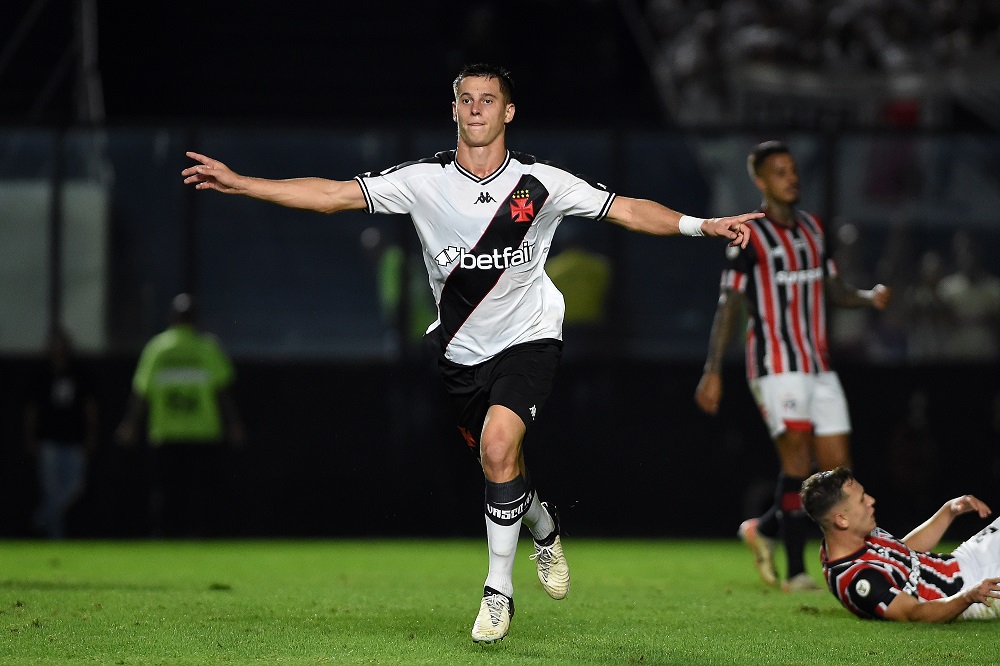 São Paulo é goleado pelo Vasco por 4 a 1 na segunda derrota consecutiva no Brasileirão 