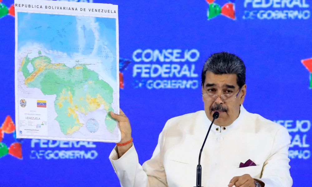 Maduro divulga novo mapa da Venezuela com anexação de Essequibo e ordena exploração de petróleo e gás na região