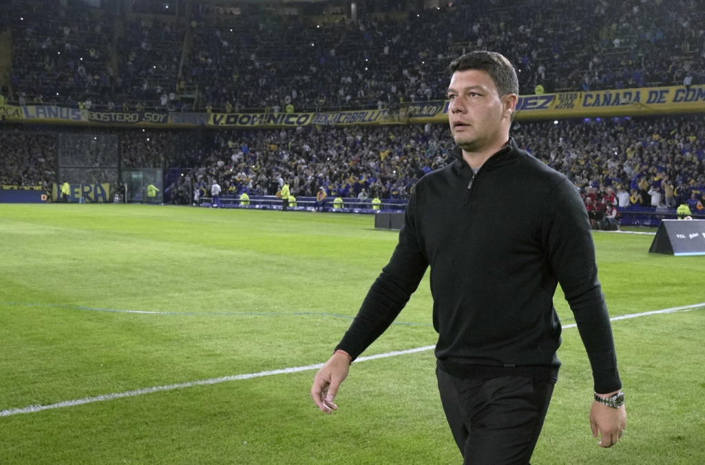Após eliminação para o Corinthians na Libertadores, Boca Juniors demite técnico