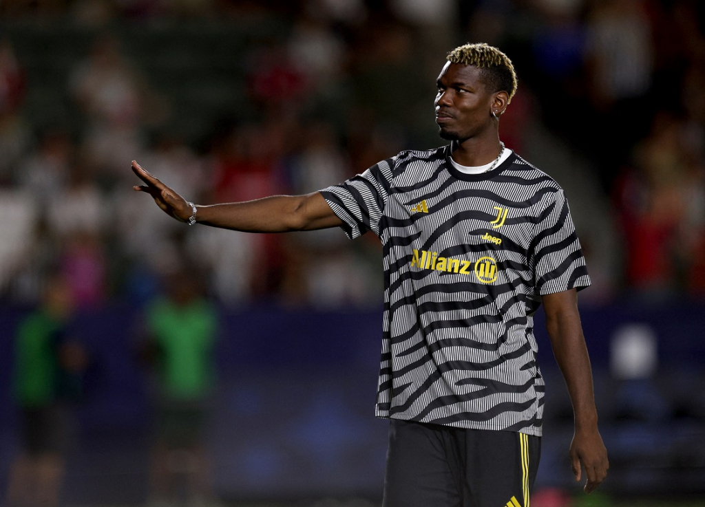 Pogba, meio-campista da Juventus, é flagrado em exame antidoping na Itália
