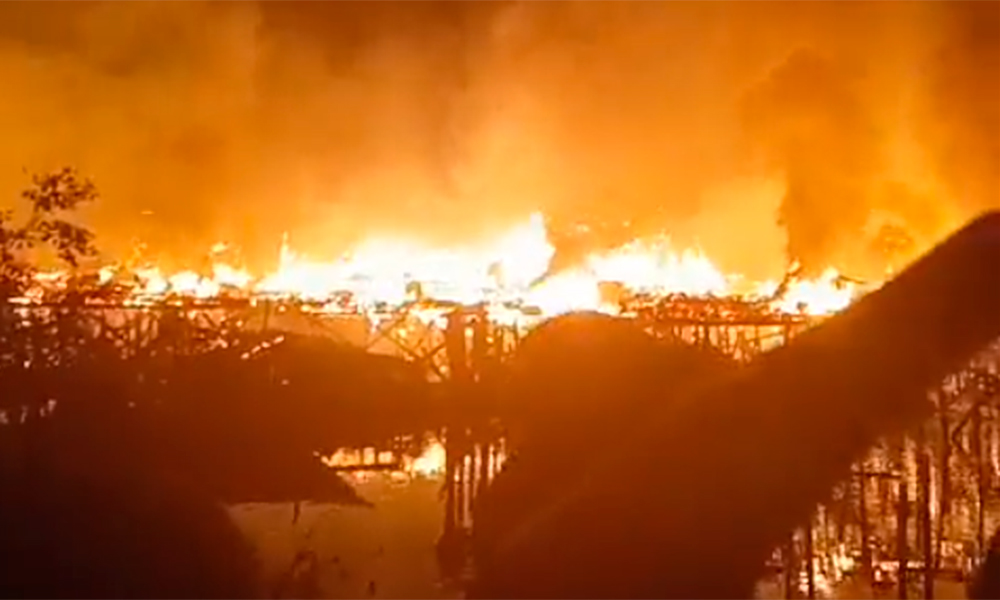 Incêndio destrói 150 barracos em comunidade de Santos; prefeitura pede doações às famílias