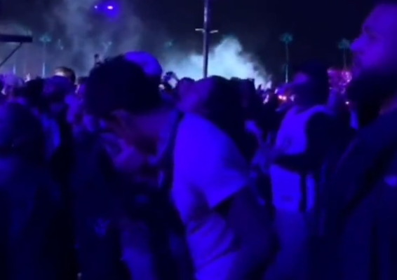 Shawn Mendes e Camila Cabello são vistos aos beijos no Coachella