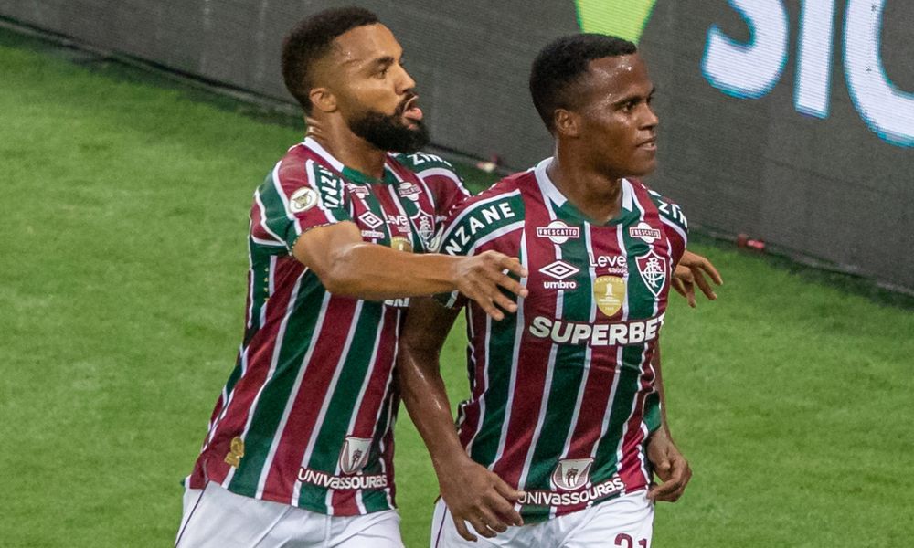 Fluminense volta a vencer após três jogos, derrota Cruzeiro e deixa a zona de rebaixamento do Brasileirão 