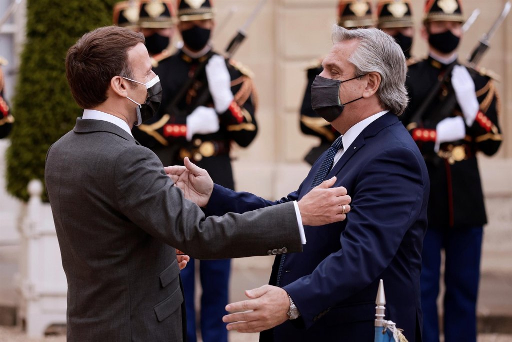 Presidente da Argentina diz que compartilha com França preocupação pela Amazônia