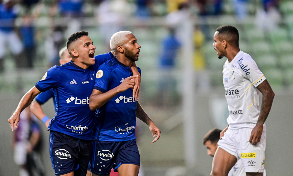 João Paulo falha duas vezes e Santos para o Cruzeiro por 2 a 1 pelo Brasileirão