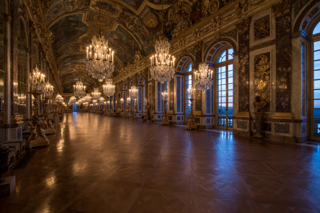 Palácio de Versalhes, na França, é evacuado pela quinta vez por alertas de bomba