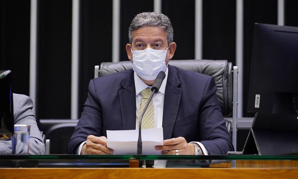 Brasil deve passar por racionamento ‘educativo’ de energia para evitar apagões, diz Arthur Lira