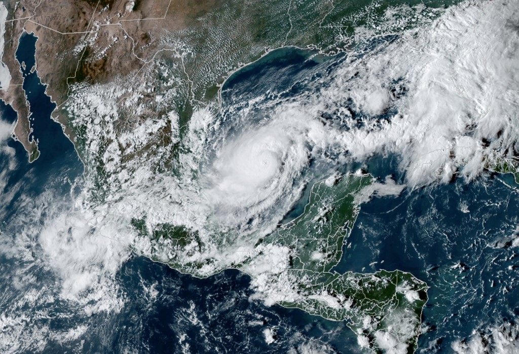 Flórida declara estado de emergência e se prepara para furacão com ventos de até 193 km/h 