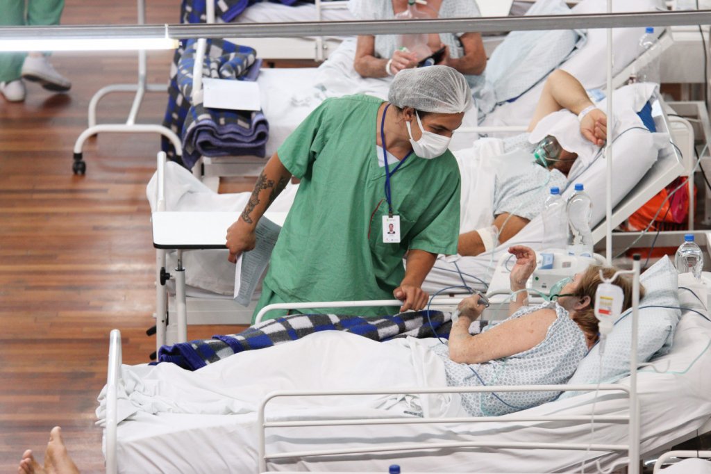 Fim da fase emergencial em SP trará ‘cenário dramático’ e colapso na saúde: ‘Não é hora de relaxar’, diz médico do Sírio-Libanês