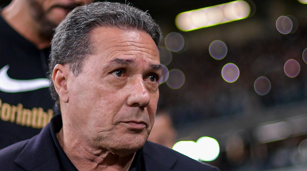 Luxemburgo cai se o Corinthians perder para o América-MG? Entenda a situação do treinador
