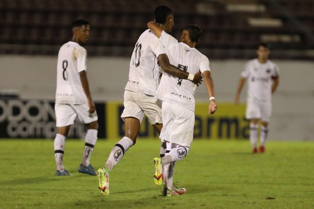 Santos vence a segunda na Copinha e se classifica para a próxima fase