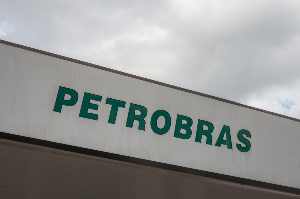 Em meio a fritura de Marina Silva, Petrobras faz novo pedido para explorar petróleo na foz do Amazonas