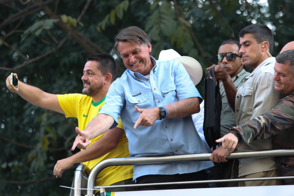 Após derrota de MP, Bolsonaro envia ao Congresso PL que altera o Marco Civil da Internet