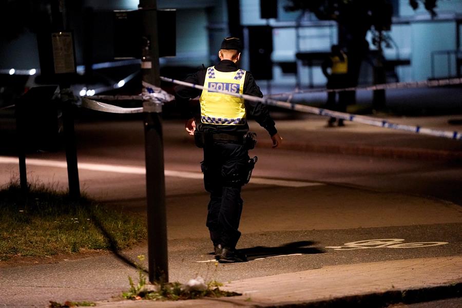 Suécia tem primeira morte de policial por arma de fogo em 14 anos