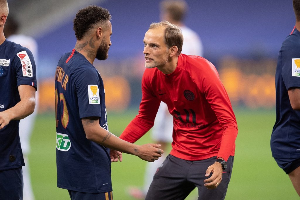 Tuchel polemiza ao responder sobre como é trabalhar com Neymar: ‘Mais fácil treinar o Lukaku’