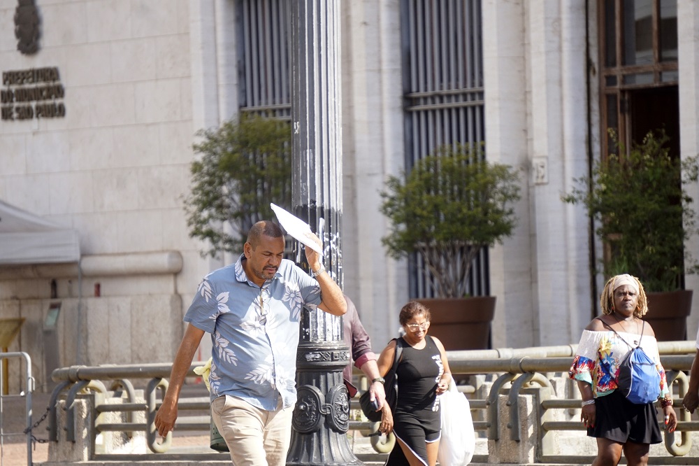 Temperaturas devem ficar elevadas na maior parte do Brasil nesta quarta 