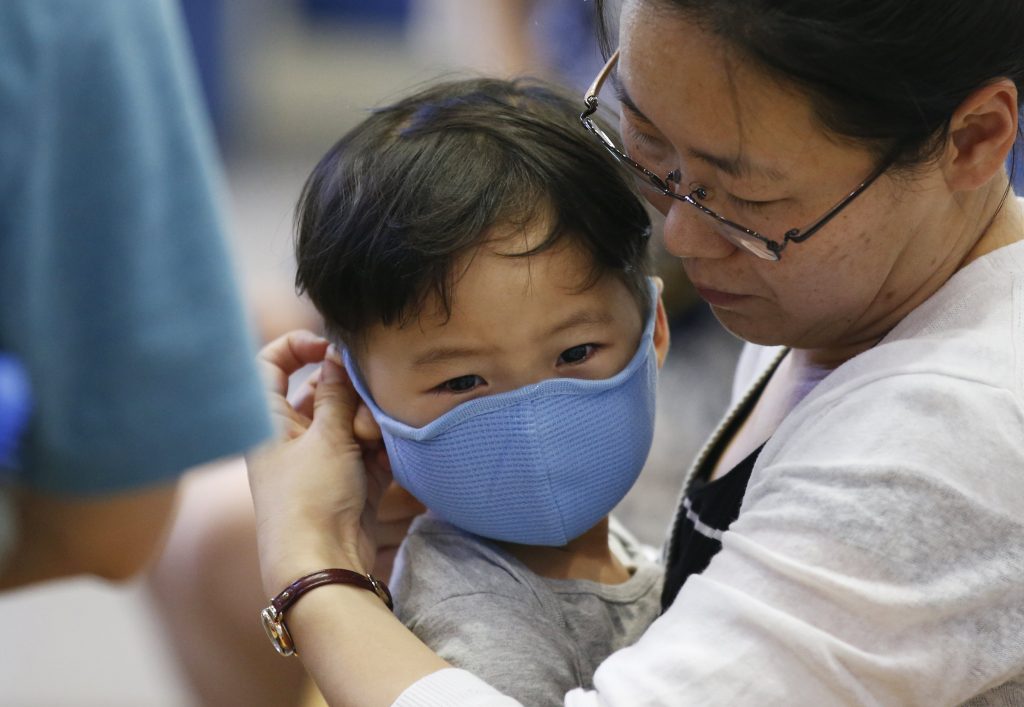 Mortes por Covid-19: Como ajudar crianças a lidarem com o luto na pandemia