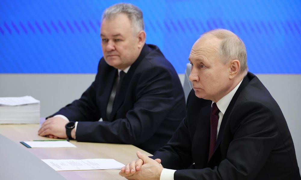 Putin formaliza candidatura à presidência da Rússia