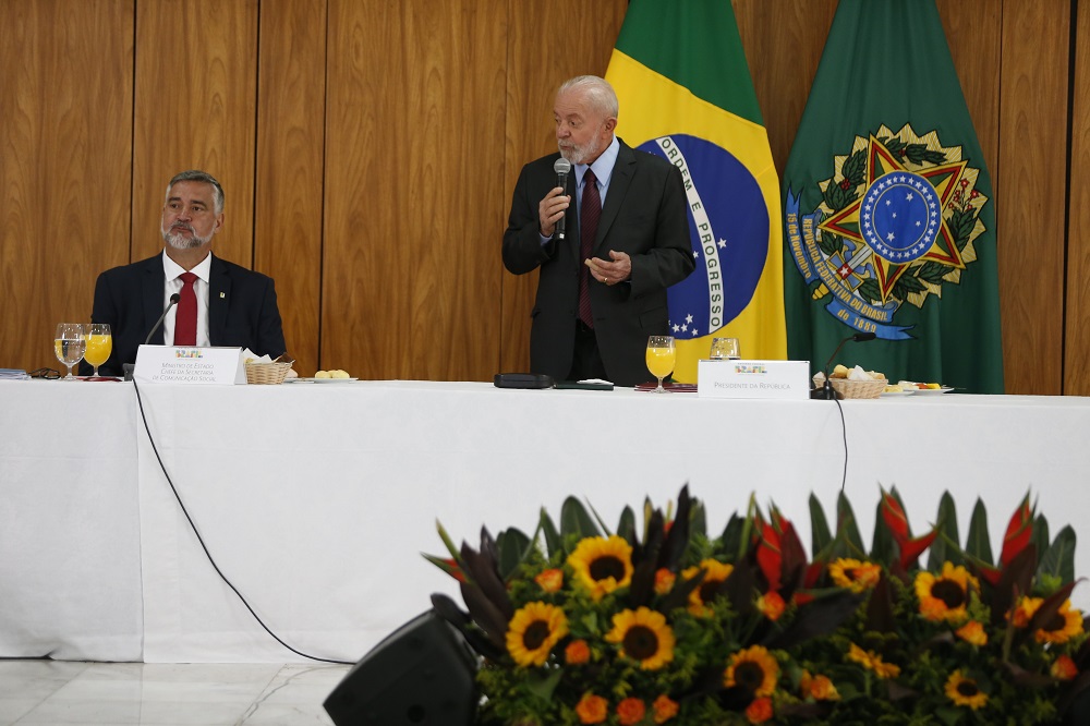 Lula diz que união da oposição na Venezuela é ‘extraordinária’, mas evita críticas a Maduro