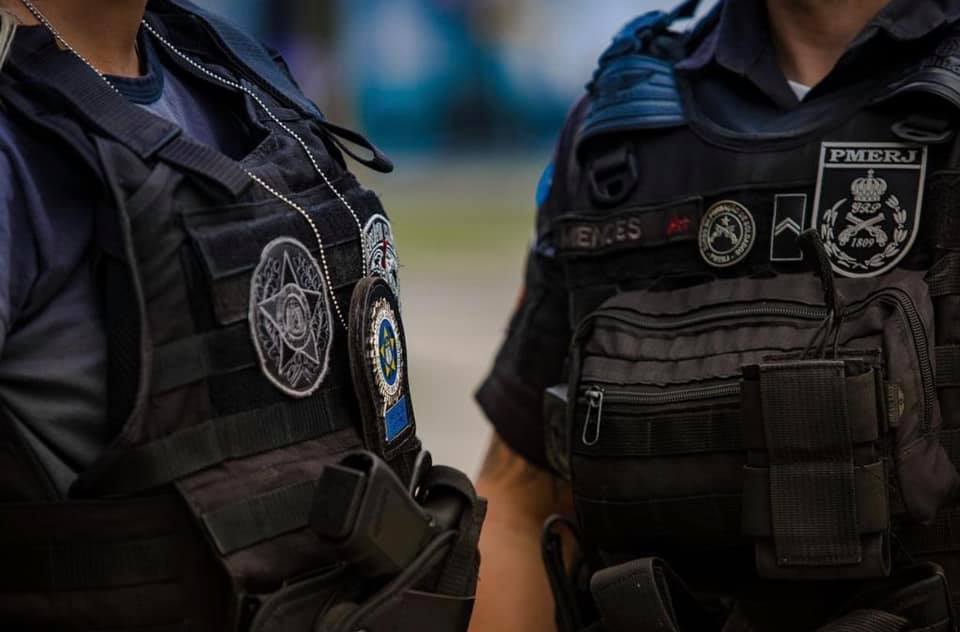 Polícia prende 20 integrantes que quadrilha que rouba carros no Rio de Janeiro