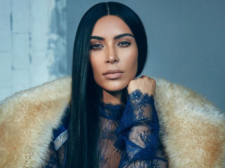 Kim Kardashian entra para a lista de bilionários da Forbes pela primeira vez