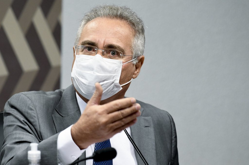 ‘Só conseguiram curar intestino de Bolsonaro, resto continua obstruído’, ironiza Renan Calheiros