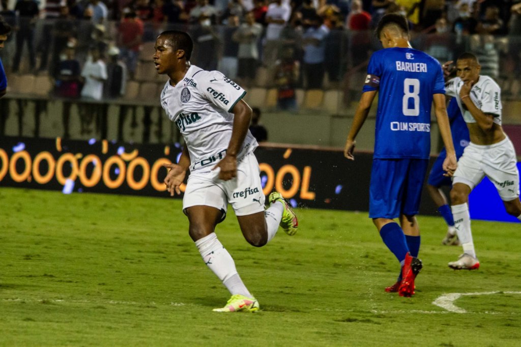 Com golaço de Endrick, Palmeiras atropela o Oeste por 5 a 2 e está na semifinal da Copinha